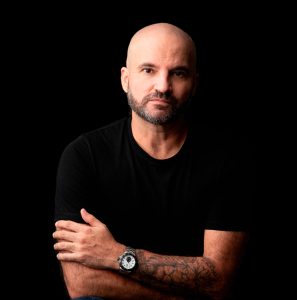 Foto de Carlos Lopes <img src="https://congressocbcp.com.br/wp-content/uploads/2026/08/Brasil.png" alt="Bandeira do Brasil" style="width:40px; height:auto; margin-right:6px; vertical-align:middle;">