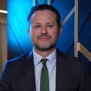 Foto de Gustavo Camargo<img src="https://congressocbcp.com.br/wp-content/uploads/2026/08/Brasil.png" alt="Bandeira do Brasil" style="width:40px; height:auto; margin-right:6px; vertical-align:middle;">