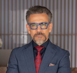 Foto de Lessandro Martins <img src="https://congressocbcp.com.br/wp-content/uploads/2026/08/Brasil.png" alt="Bandeira do Brasil" style="width:40px; height:auto; margin-right:6px; vertical-align:middle;">