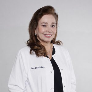 Foto de Lina Valero <img src="https://congressocbcp.com.br/wp-content/uploads/2026/08/Brasil.png" alt="Bandeira do Brasil" style="width:40px; height:auto; margin-right:6px; vertical-align:middle;">